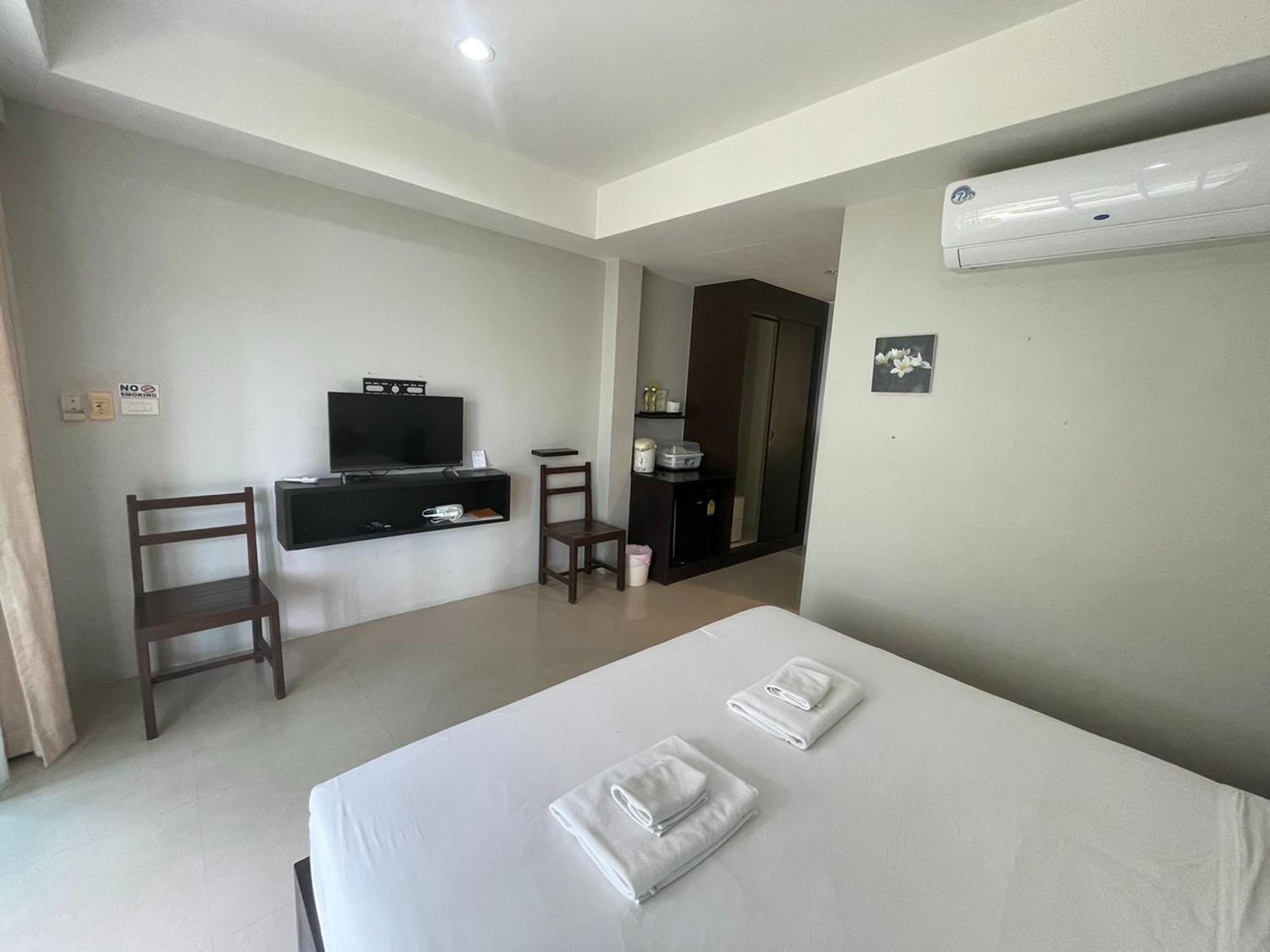 Naiyang Boutique Resort Ban Phak Chit Exterior photo