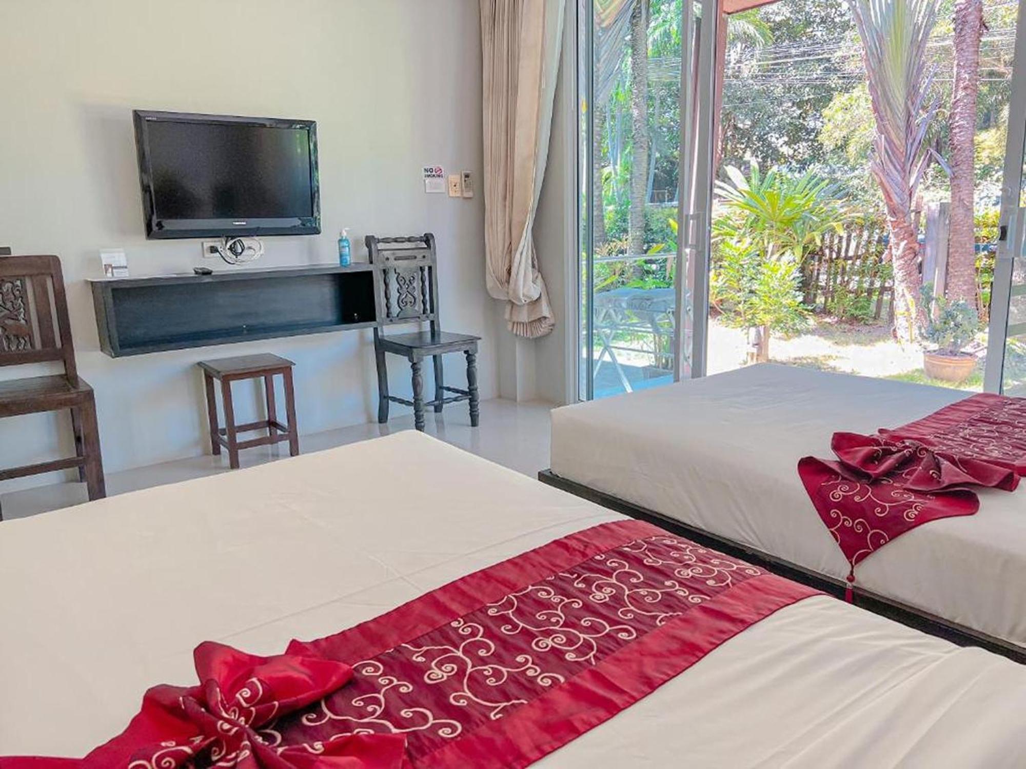 Naiyang Boutique Resort Ban Phak Chit Exterior photo