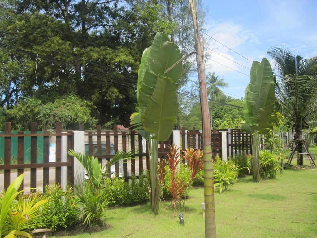 Naiyang Boutique Resort Ban Phak Chit Exterior photo