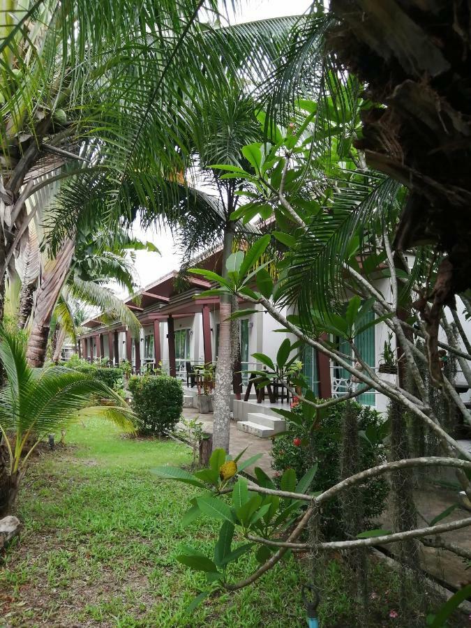 Naiyang Boutique Resort Ban Phak Chit Exterior photo
