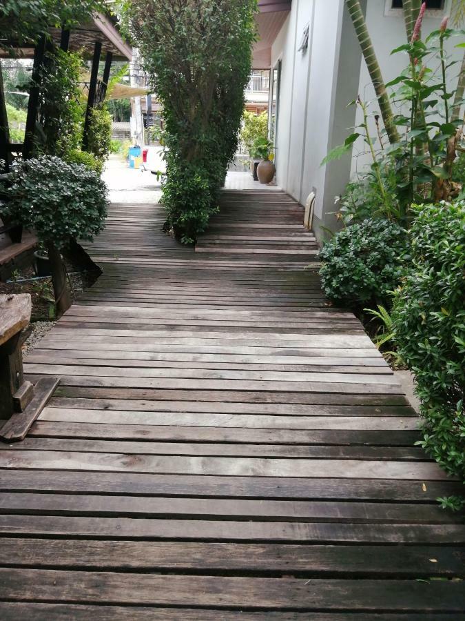 Naiyang Boutique Resort Ban Phak Chit Exterior photo
